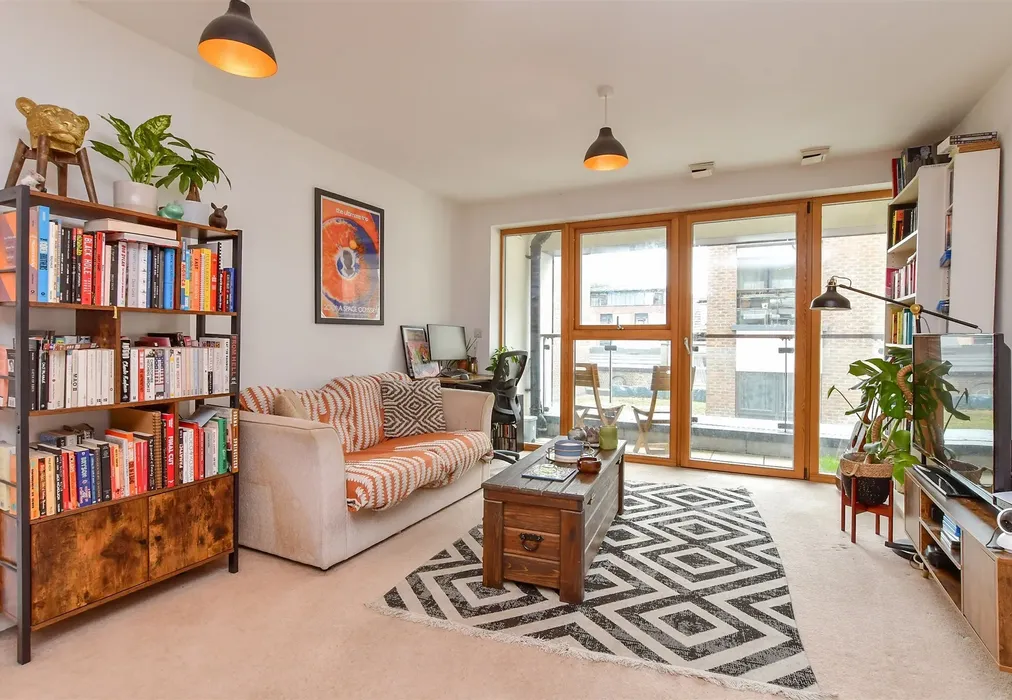 Lounge/ Kitchen - Francis Street, Brighton, East Sussex - Wards of Kent