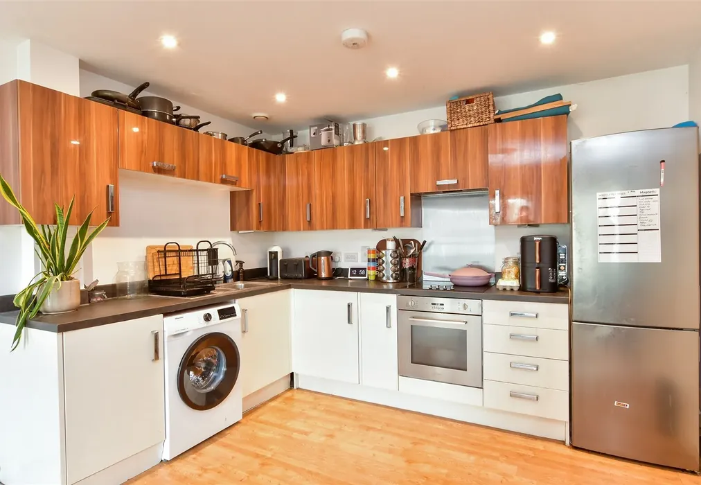 Lounge/ Kitchen - Francis Street, Brighton, East Sussex - Wards of Kent