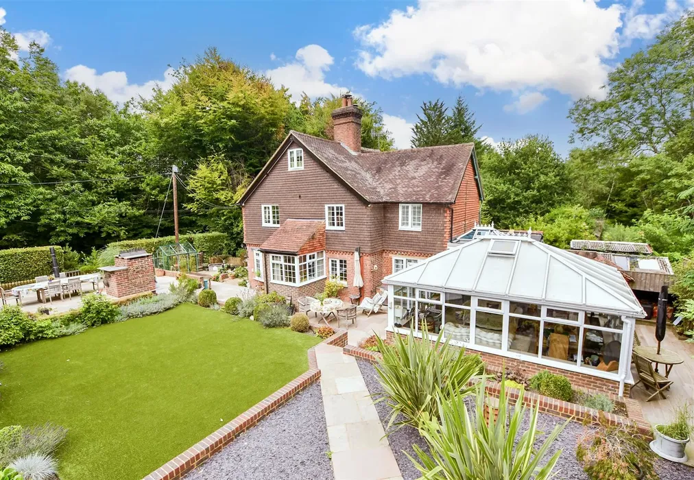 External (Web) - Holtye Road, Hammerwood, East Sussex - Wards of Kent