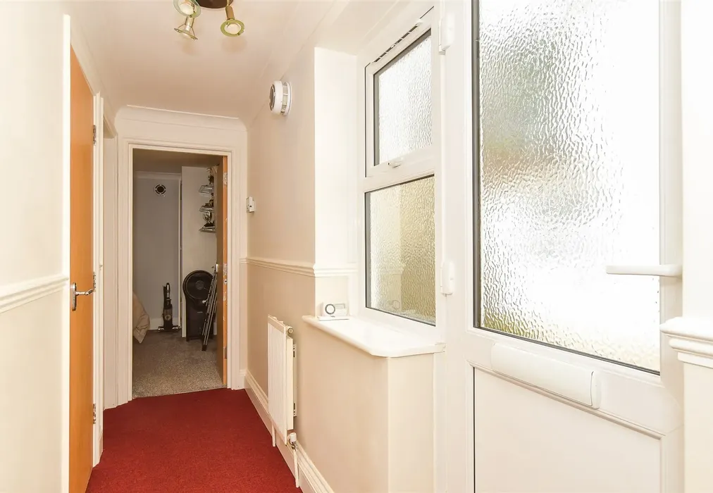 Hallway - Clarendon Road, Southsea, Hampshire - Wards of Kent