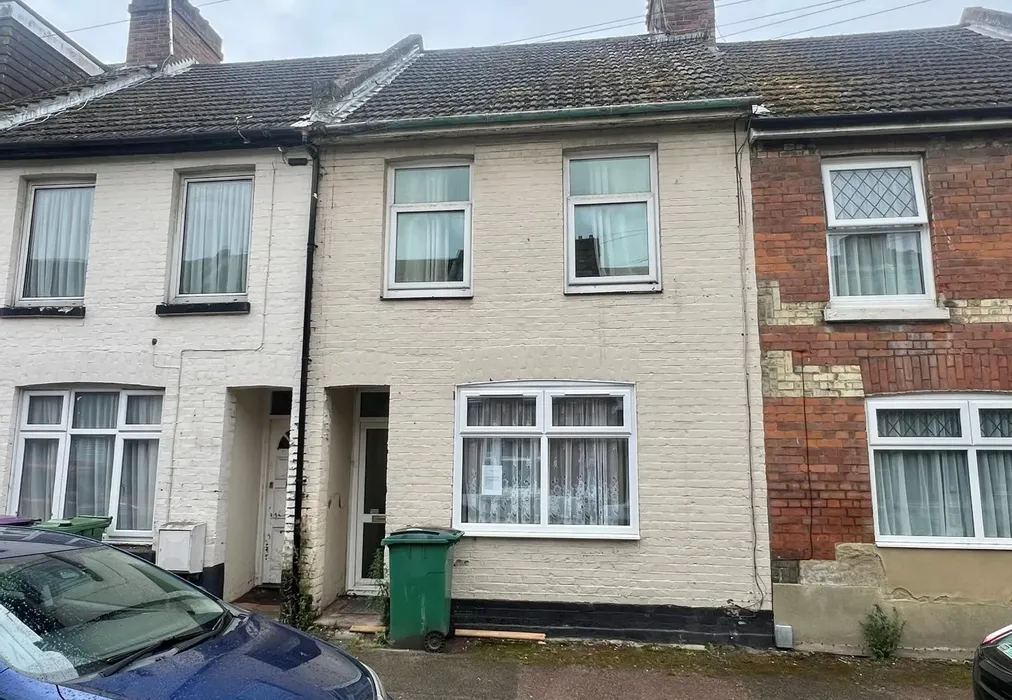 Front - Mead Road, Folkestone, Kent - Wards of Kent