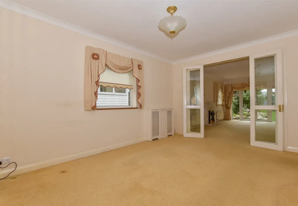 Dining Room - Maidstone Road, Headcorn, Ashford, Kent - Wards of Kent