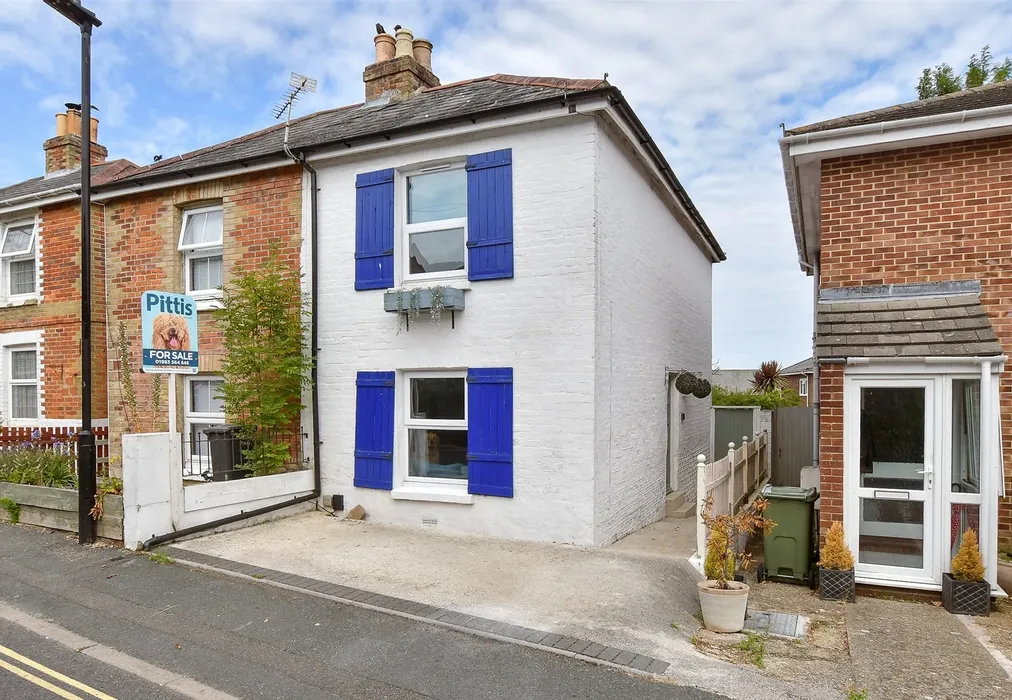 Front Web 1 - Lower Highland Road, Ryde, Isle of Wight - Wards of Kent