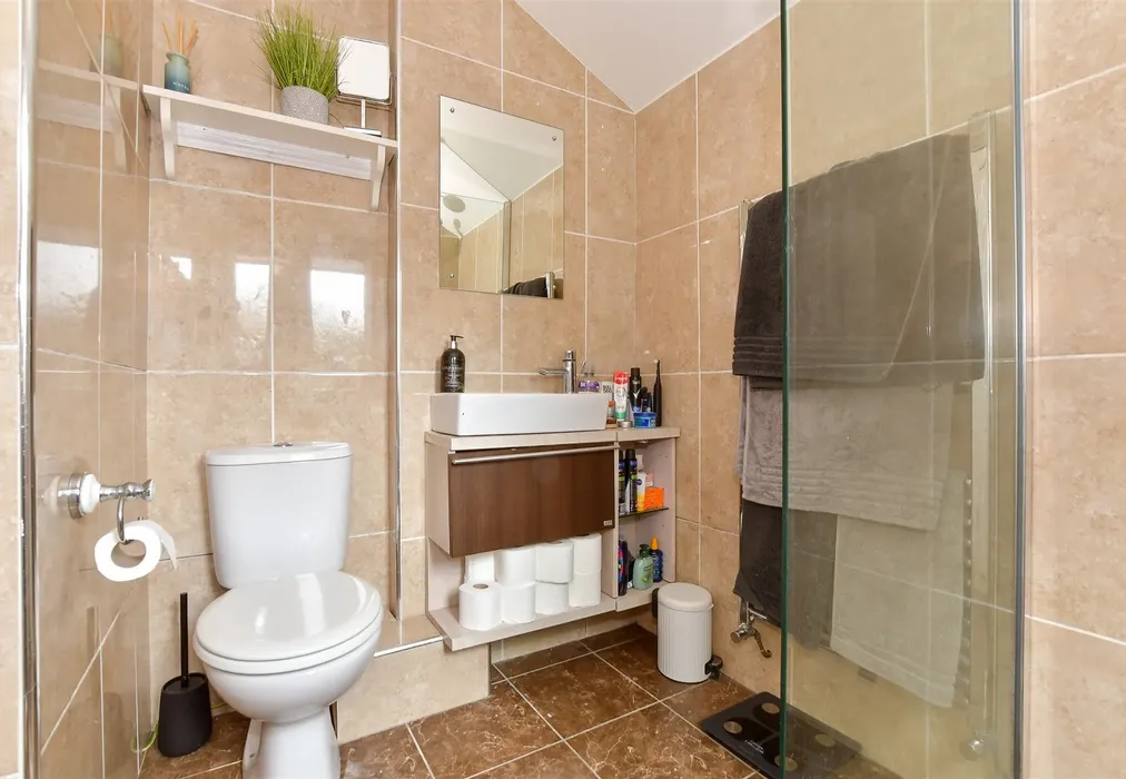 Shower Room - Lower Highland Road, Ryde, Isle of Wight - Wards of Kent