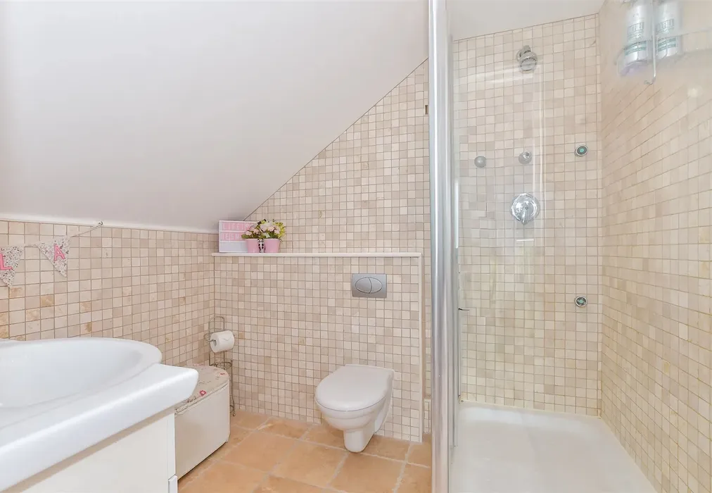 En-Suite Shower Room - St. Mary's Grove, Seasalter, Whitstable, Kent - Wards of Kent