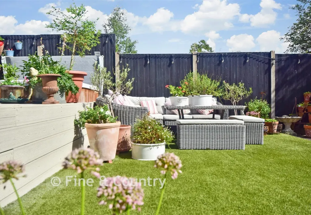 Rear Garden - St. Mary's Grove, Seasalter, Whitstable, Kent - Wards of Kent