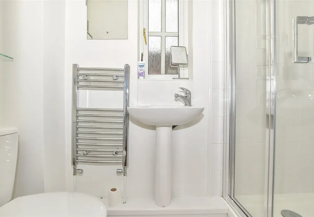 En-Suite Shower Room - Greenhill, Staplehurst, Kent - Wards of Kent