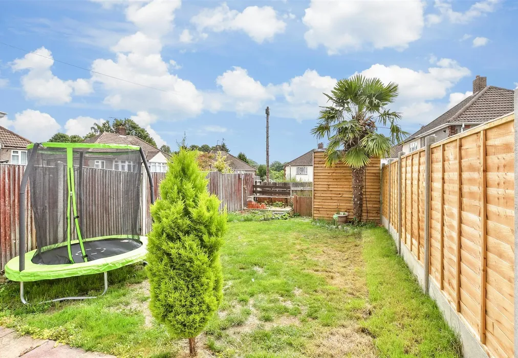 Rear Garden - Allington Drive, Strood, Rochester, Kent - Wards of Kent