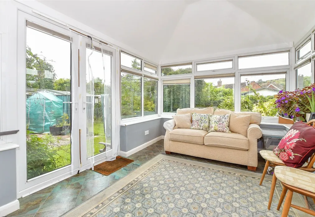 Conservatory - Hawthorn Close, Hythe, Kent - Wards of Kent