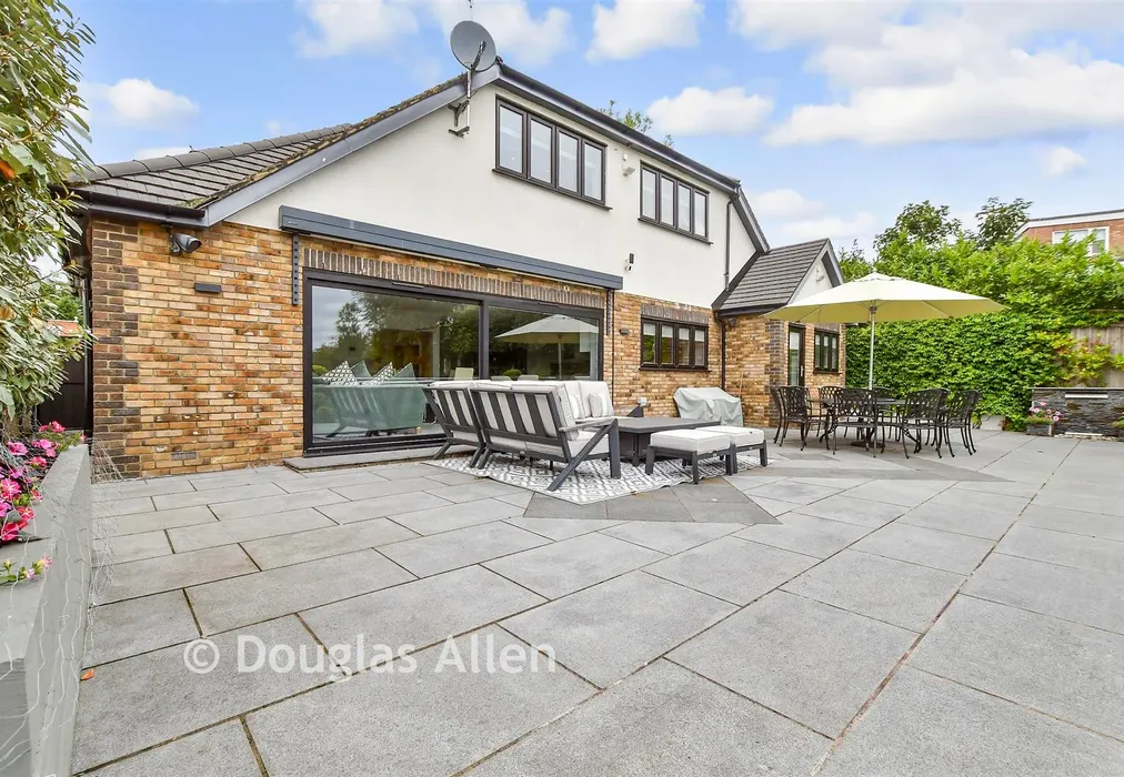 Rear Elevation - Bower Hill, Epping, Essex - Wards of Kent