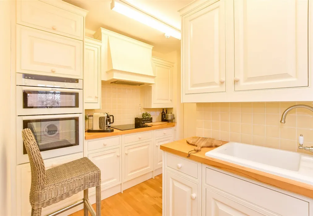 Kitchen - Great Maytham Hall, Rolvenden, Cranbrook, Kent - Wards of Kent