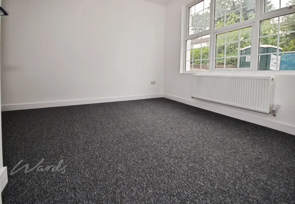 flat 3 bed 1 - Cuxton Road Rochester ME2 - Wards of Kent