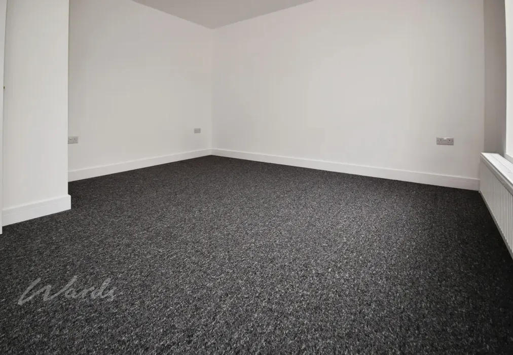 flat 5 bedroom - Cuxton Road Rochester ME2 - Wards of Kent