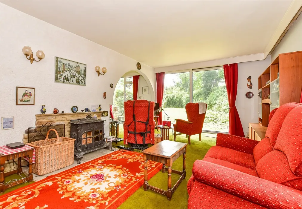 Living Room - Hadlow Park, Hadlow, Tonbridge, Kent - Wards of Kent