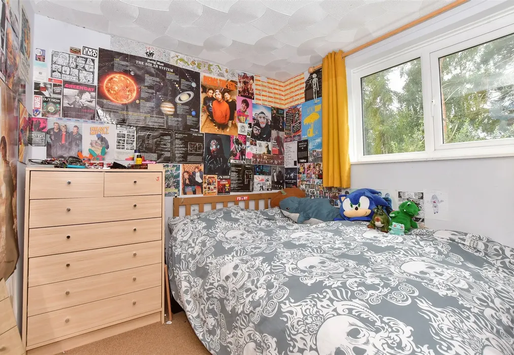Bedroom 3 - Chapel Row, Hothfield, Ashford, Kent - Wards of Kent