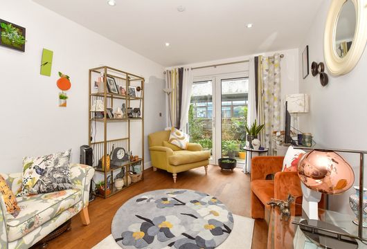 Chart Way, Horsham, West Sussex - Wards of Kent