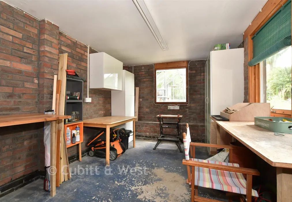 Workshop - Beaconsfield Road, Chelwood Gate, Haywards Heath, East Sussex - Wards of Kent