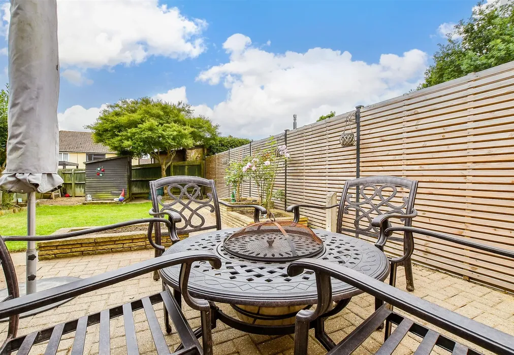 Patio / Decking - Wilson Road, Tonbridge, Kent - Wards of Kent