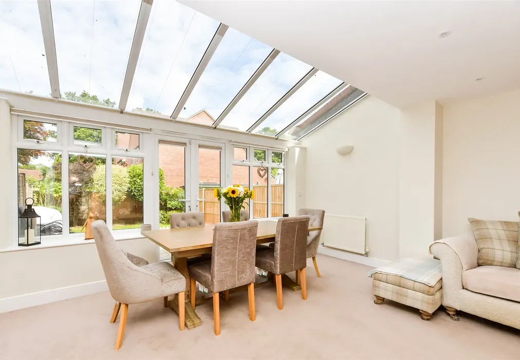 Dining Area - Wychwood Road, Crawley, West Sussex - Wards of Kent