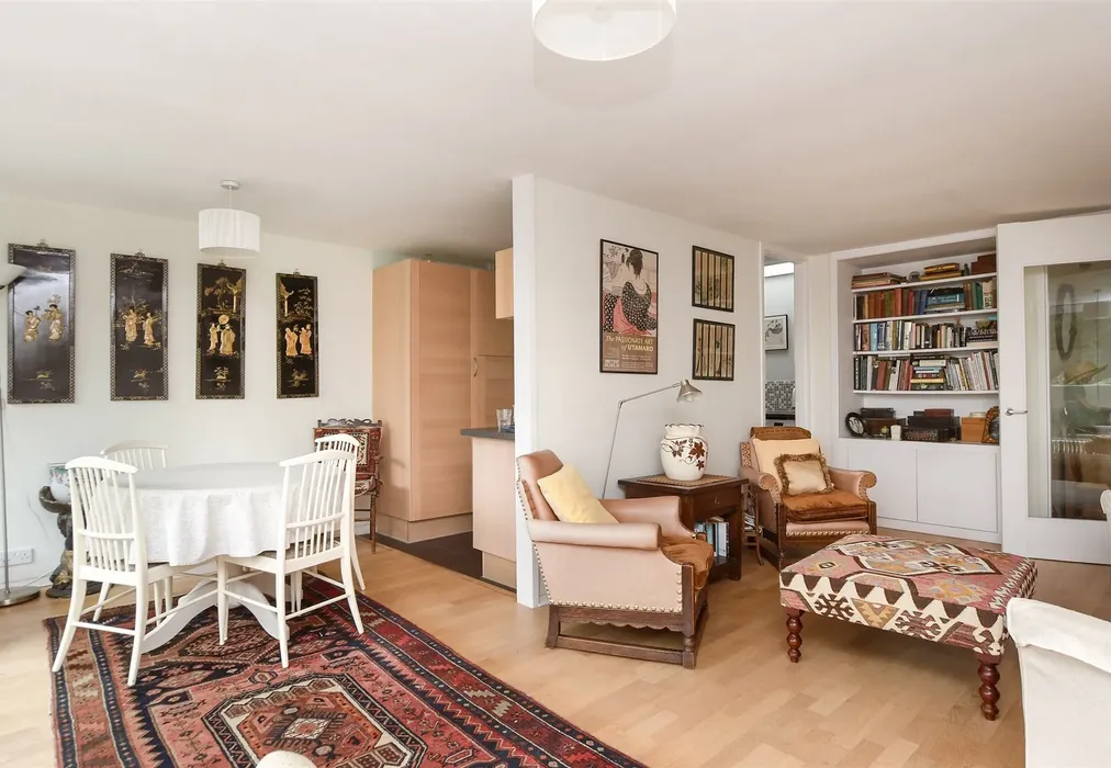Sitting Area - Bancroft Court, Reigate, Surrey - Wards of Kent