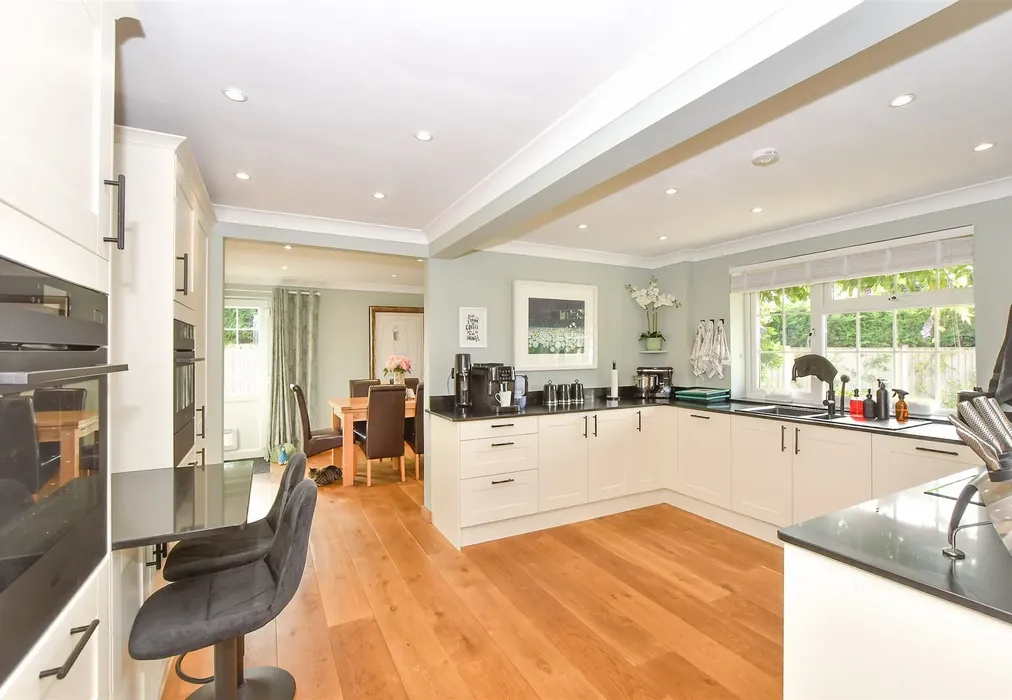 Kitchen - Front Road, Woodchurch, Ashford, Kent - Wards of Kent