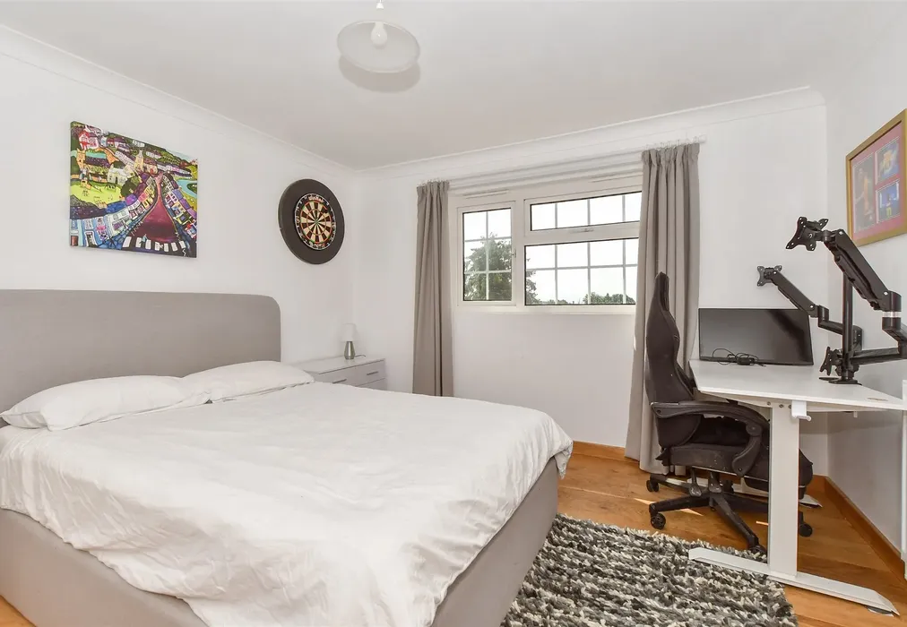 Bedroom 3 - Front Road, Woodchurch, Ashford, Kent - Wards of Kent