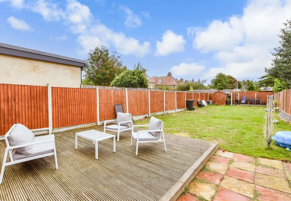 Rear Garden - The Ridgeway, Cliftonville, Margate, Kent - Wards of Kent