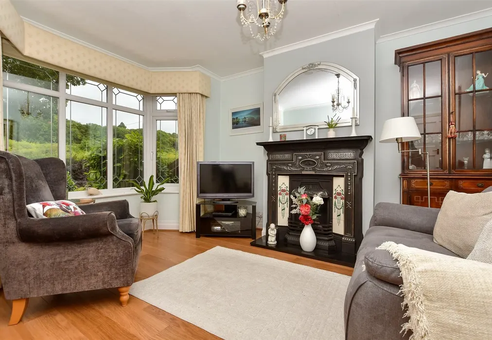 Lounge - Chipstead Lane, Lower Kingswood, Tadworth, Surrey - Wards of Kent