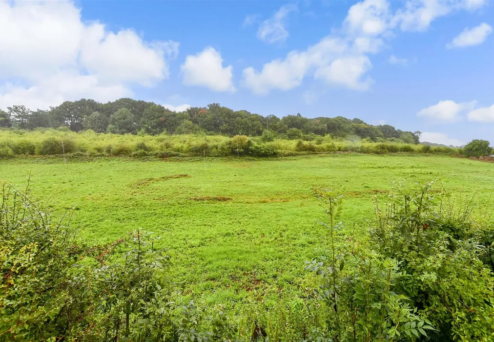 Surrounding Area - Chipstead Lane, Lower Kingswood, Tadworth, Surrey - Wards of Kent