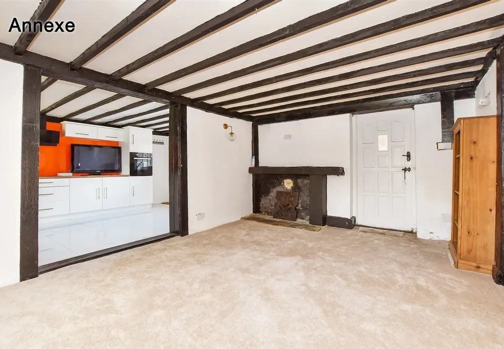 Annexe Lounge Area - Weddington, Ash, Canterbury, Kent - Wards of Kent