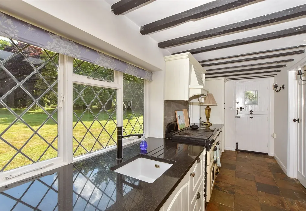 Kitchen/Breakfast Room - Weddington, Ash, Canterbury, Kent - Wards of Kent