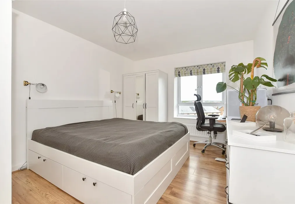Bedroom 1 - Terracotta Lane, Burgess Hill, West Sussex - Wards of Kent