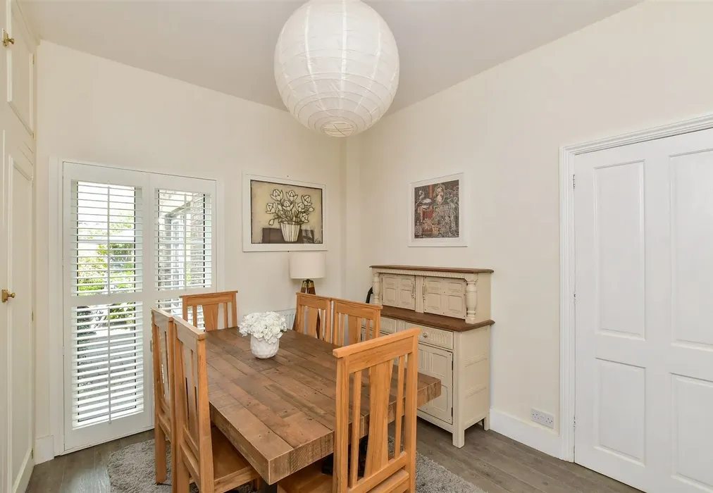 Dining Area - Elizabeth Road, Worthing, West Sussex - Wards of Kent