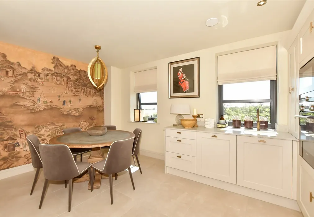 Kitchen/ Diner - Convent Road, Broadstairs, Kent - Wards of Kent