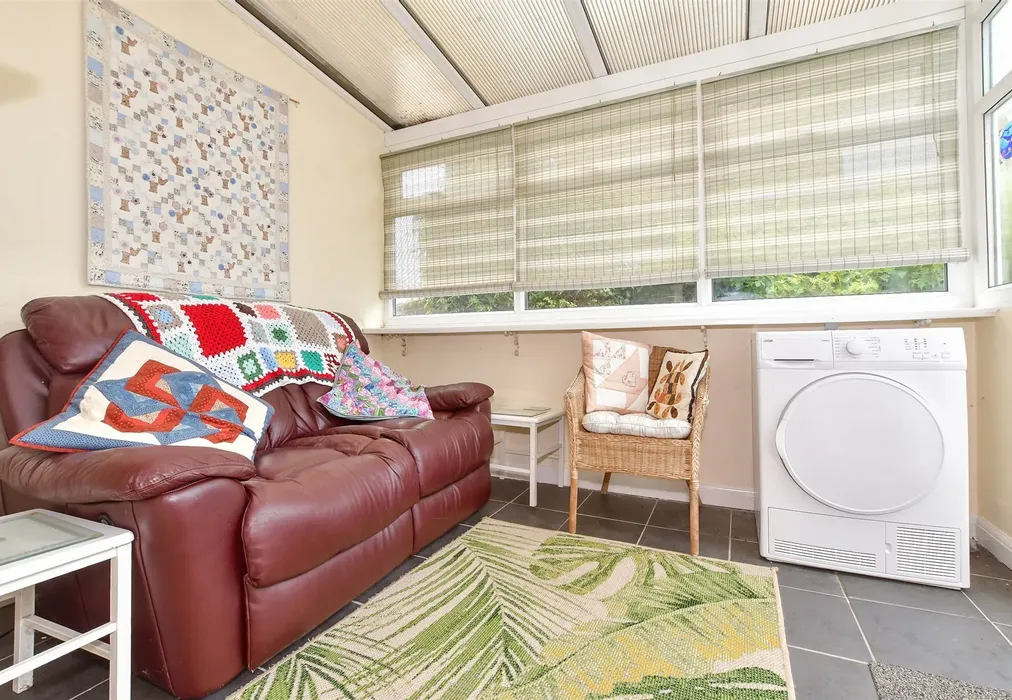 Conservatory - Woodnesborough Lane, Eastry, Sandwich, Kent - Wards of Kent