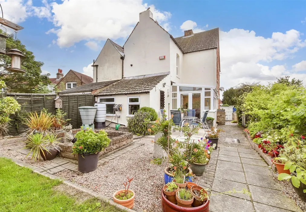 Rear Elevation - Woodnesborough Lane, Eastry, Sandwich, Kent - Wards of Kent