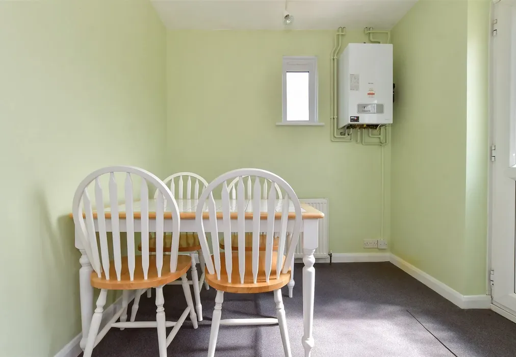 Kitchen/Diner - Forelands Square, Deal, Kent - Wards of Kent