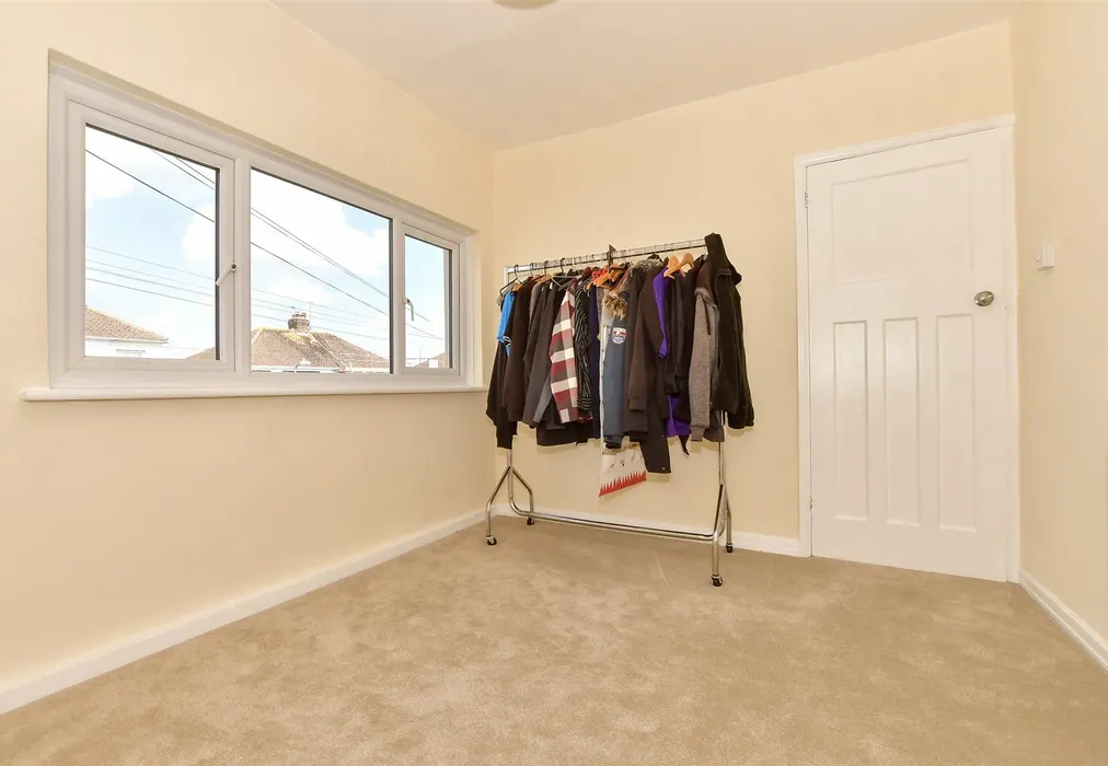 Bedroom 2 - Forelands Square, Deal, Kent - Wards of Kent