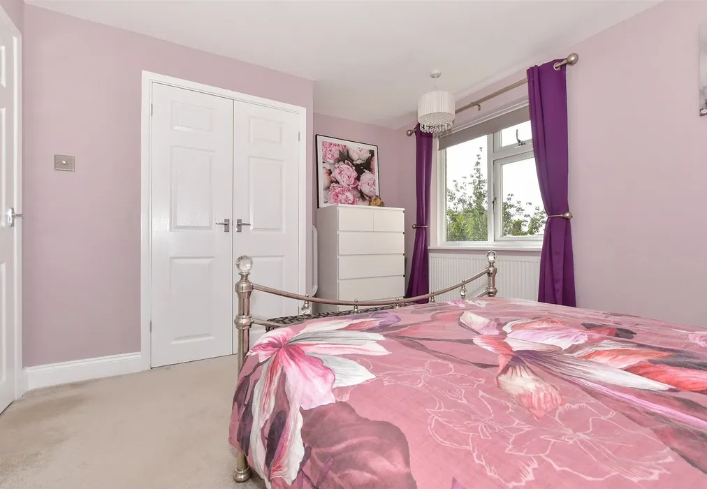 Bedroom 1 - Freemens Way, Deal, Kent - Wards of Kent