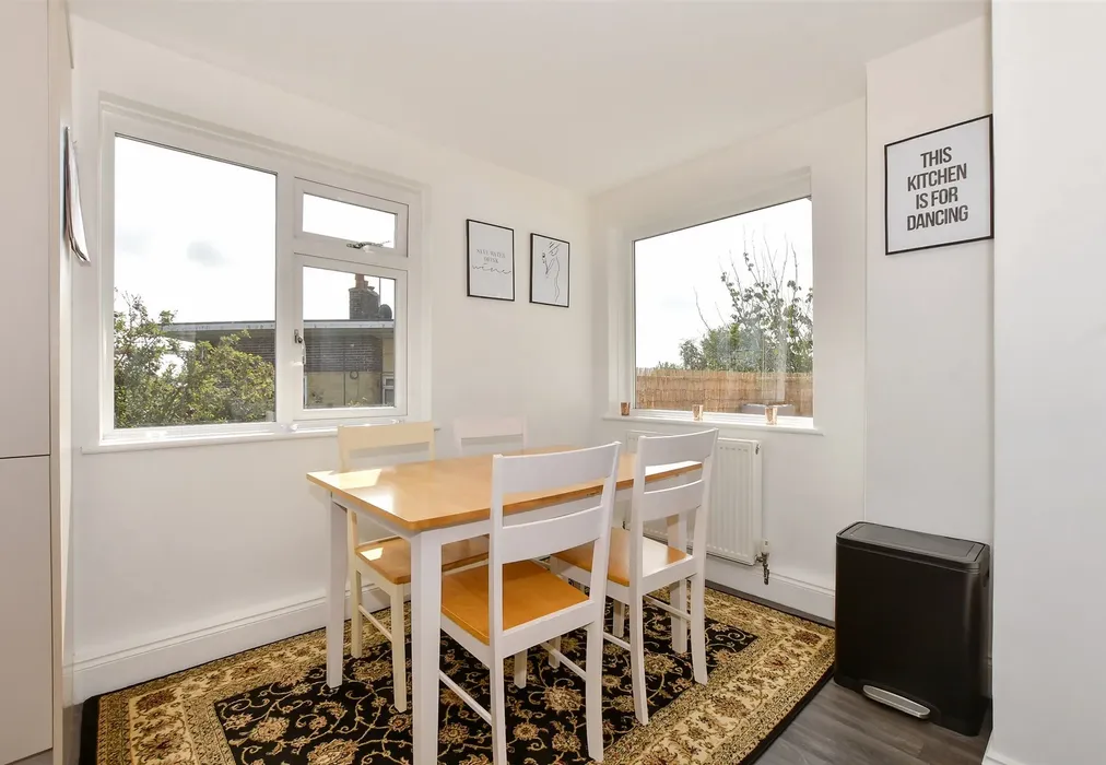 Kitchen/Diner - Freemens Way, Deal, Kent - Wards of Kent