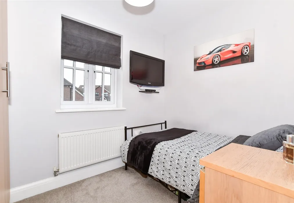 Bedroom 4 - Vigor Close, East Malling, Kent - Wards of Kent
