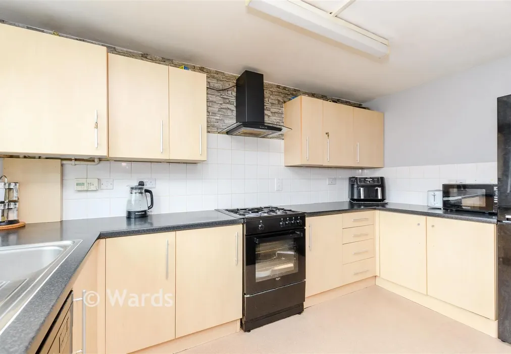 Kitchen - Fenners Marsh, Gravesend, Kent - Wards of Kent