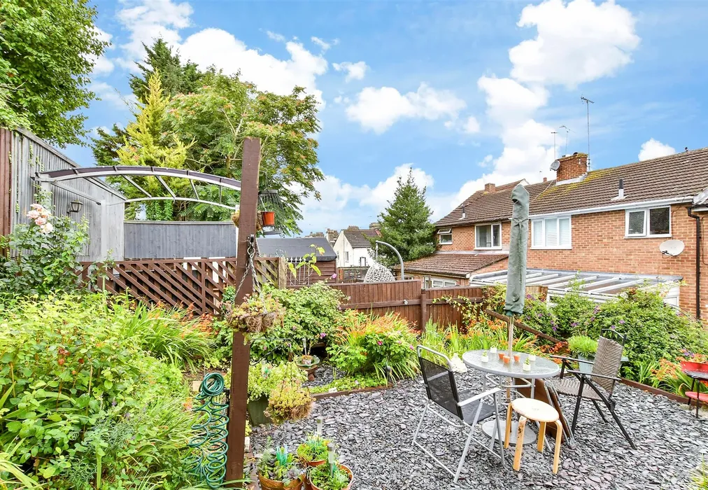Rear Garden - Borstal Street, Rochester, Kent - Wards of Kent