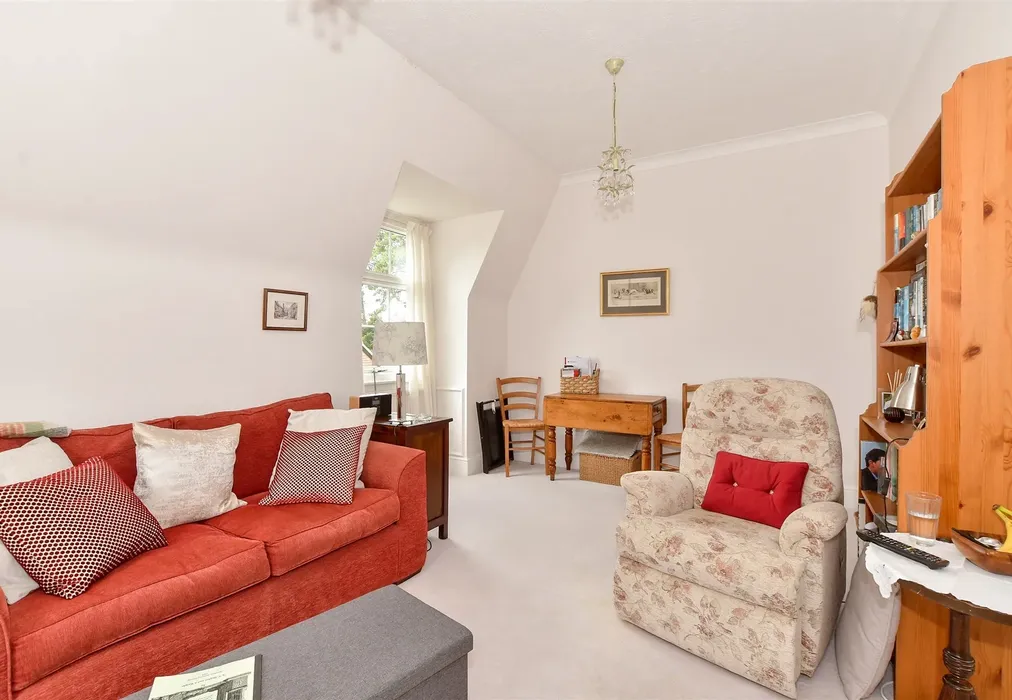 Lounge - Guildford Road, Horsham, West Sussex - Wards of Kent