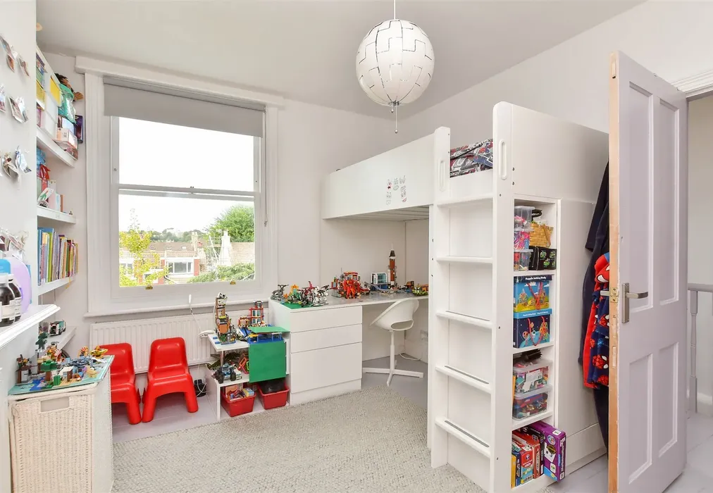 Bedroom 2 - Havelock Road, Brighton, East Sussex - Wards of Kent