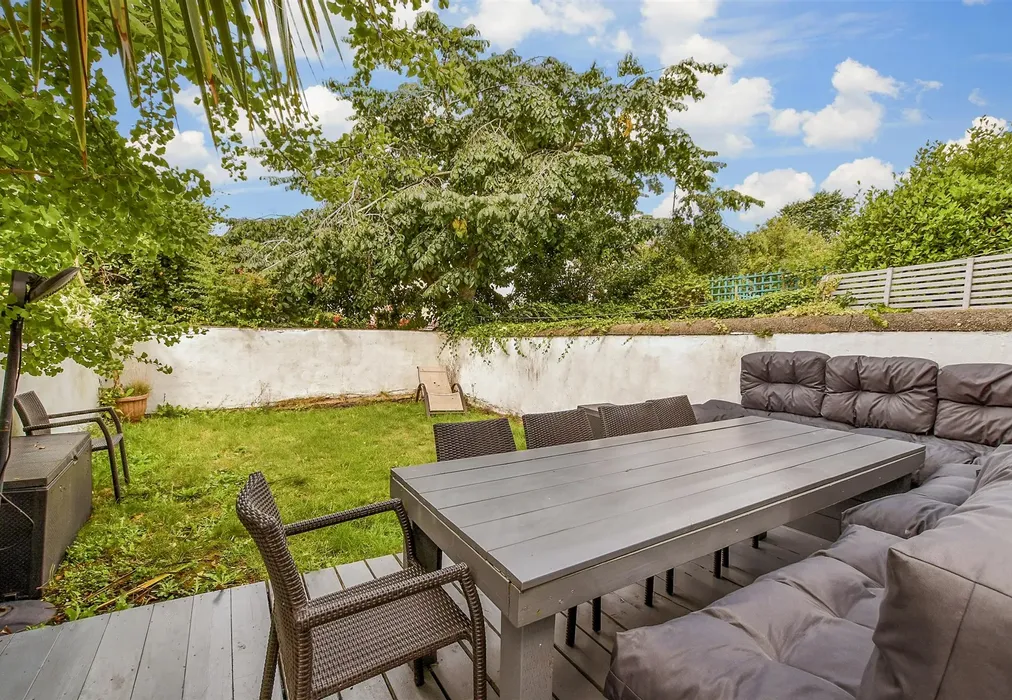 Rear Garden - Havelock Road, Brighton, East Sussex - Wards of Kent