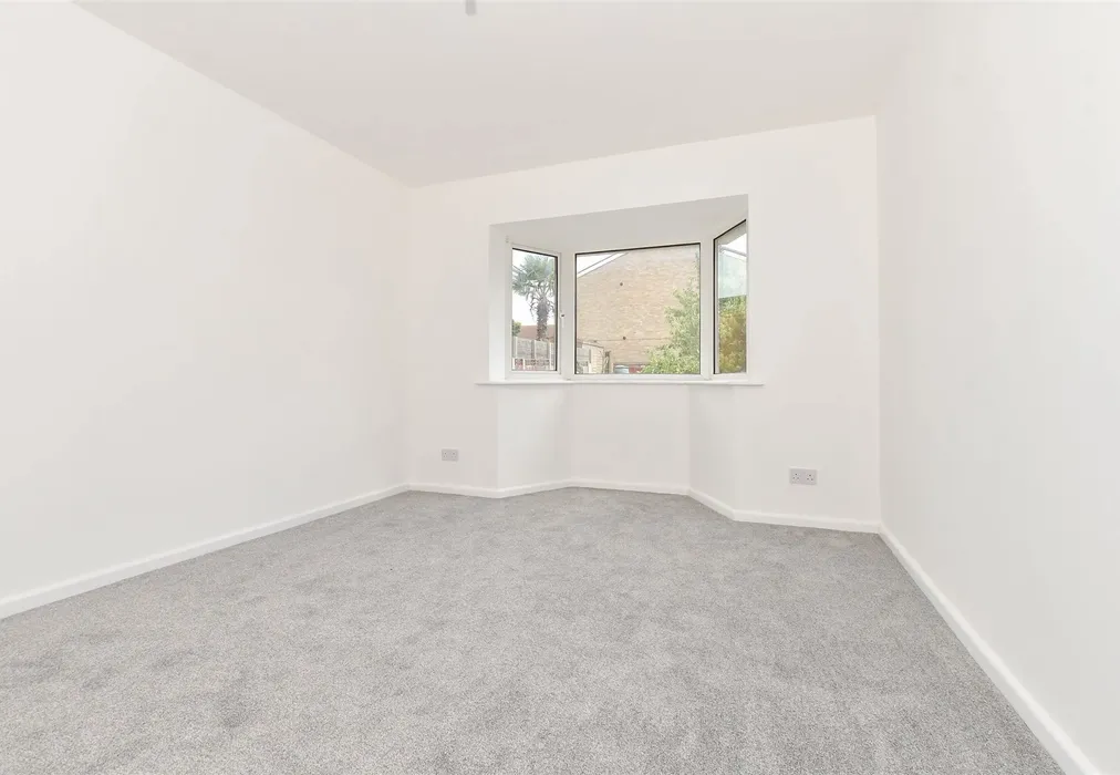 Lounge - Rectory Road, Deal, Kent - Wards of Kent