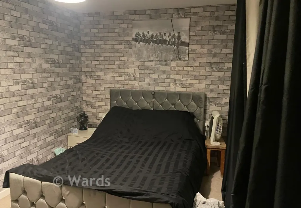 Bedroom 1 - Monarch Close, Maidstone, Kent - Wards of Kent