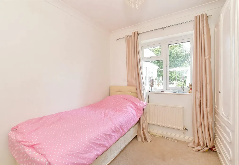 Bedroom 3 - Well Road, Bognor Regis, West Sussex - Wards of Kent
