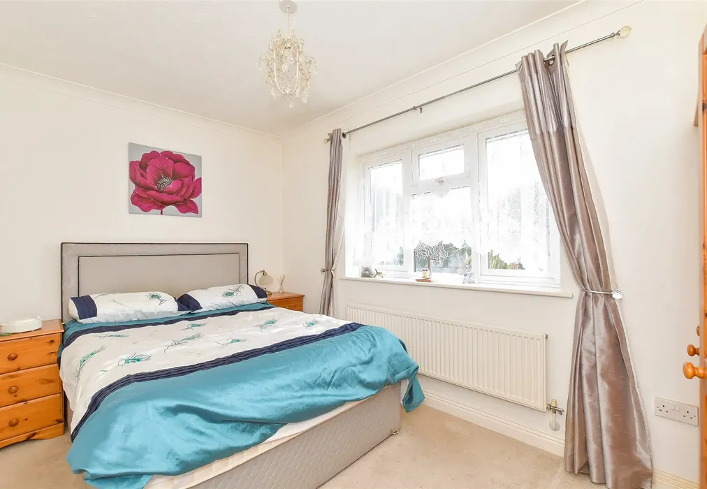 Bedroom 2 - Well Road, Bognor Regis, West Sussex - Wards of Kent